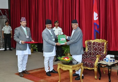 राष्ट्रपति पौडेलसमक्ष महालेखापरीक्षकको ६१औँ वार्षिक प्रतिवदेन पेस   